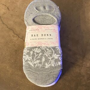Rae Dunn Light Gray & White Floral No-Show Liner Socks - 8 Pairs